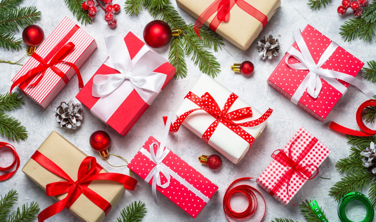 The Best Vegan Hostess Gifts This Holiday Season, According to Our New Products Editor