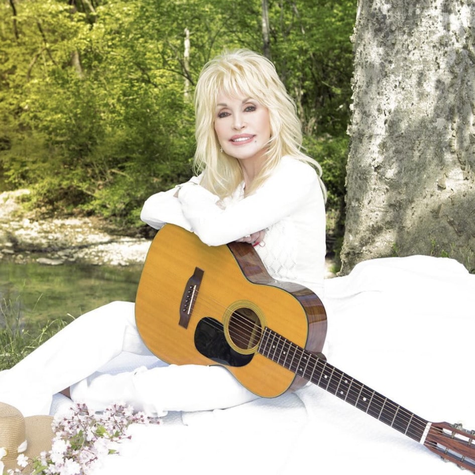 Summer Only Officially Starts When You Make Dolly Parton’s Vintage 3-Bean Salad Recipe