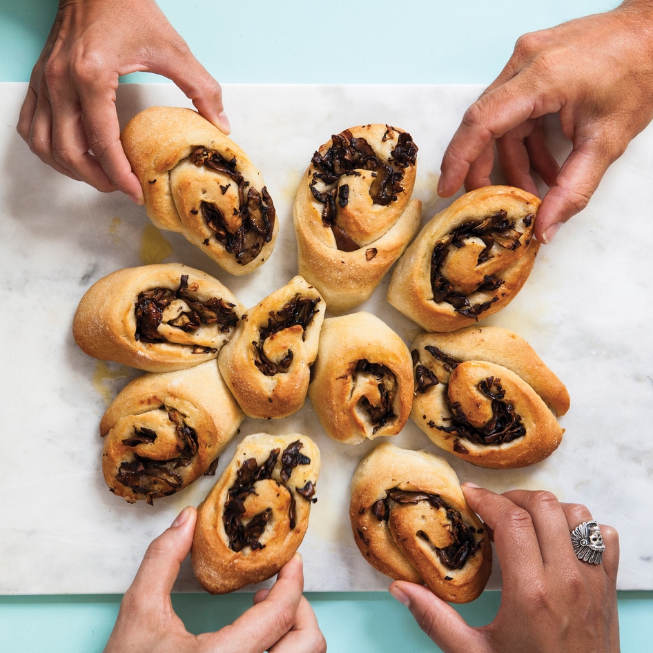 Fresh-Baked Garlicky Mushroom Swirls