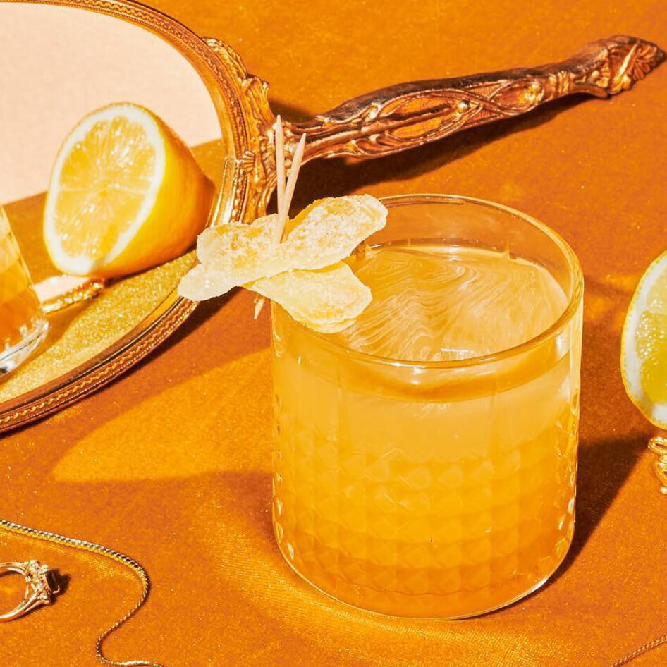 Come for the Drinks, Stay for the Food: 18 Vegan-Friendly Bars and Breweries<br>